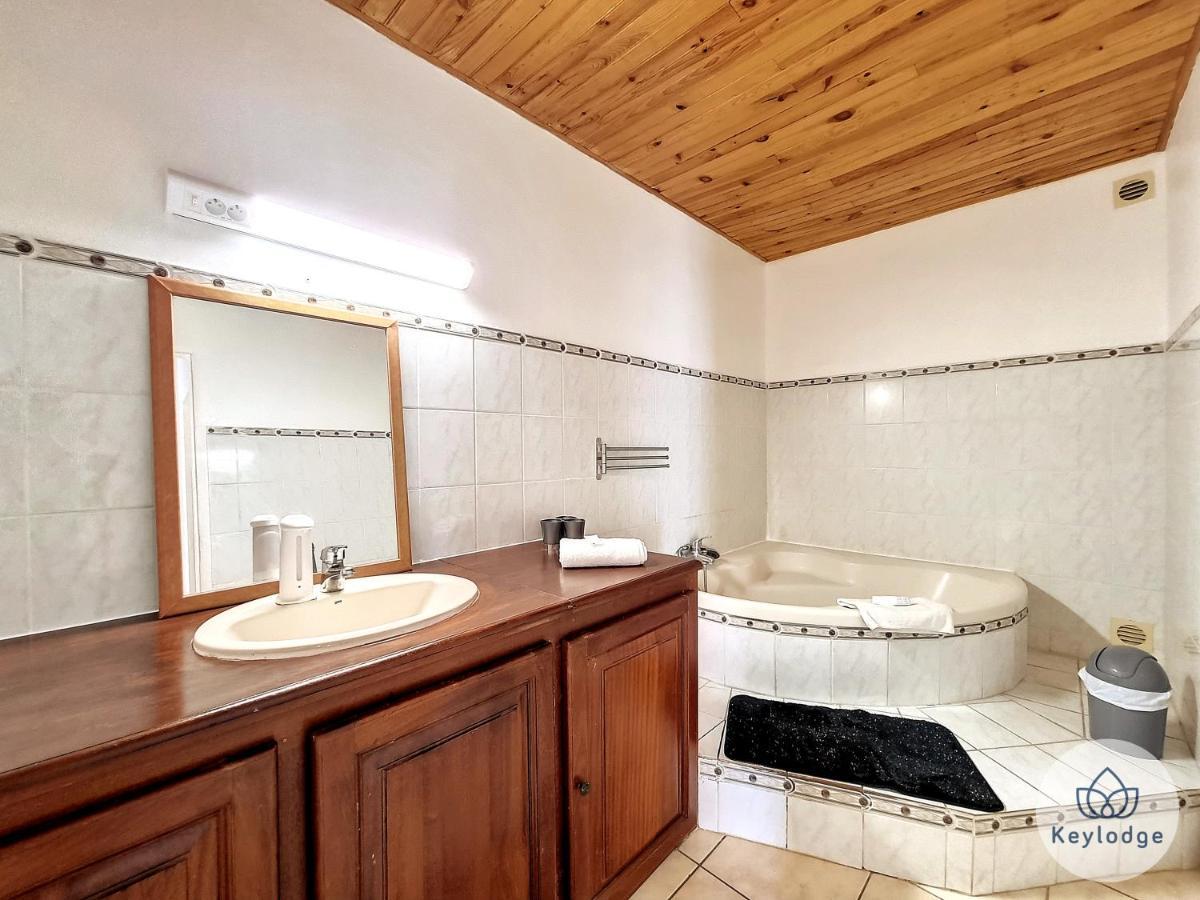Paul Et Aliette - T3 Classe 3 Etoiles - 70M2 - Saint-Denis Eksteriør bilde